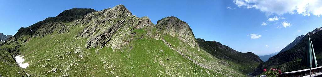 200° panorama of the Lodner massive from the Lodner Hütte