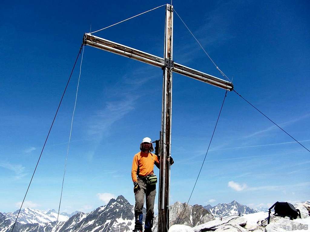 Lodner summit cross