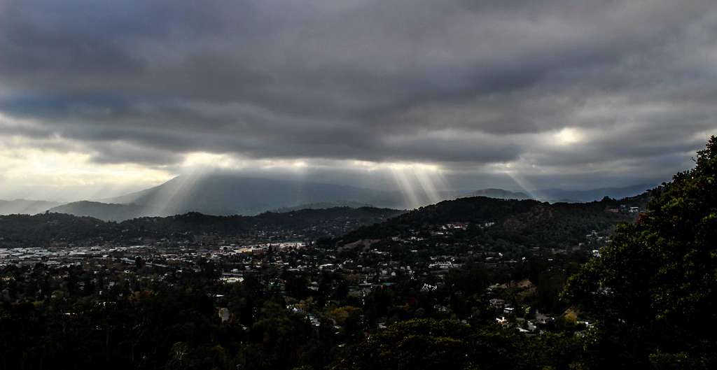 Light shafts over San Rafael