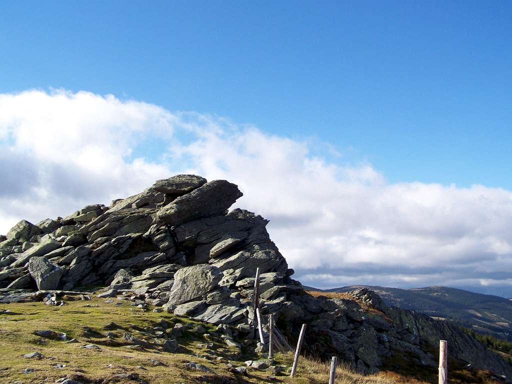 This pile of rock is the summit of Niederwechsel