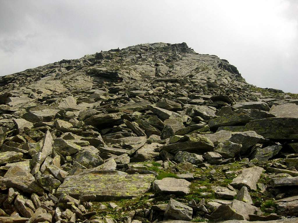 Talus high on the Sefiarspitze