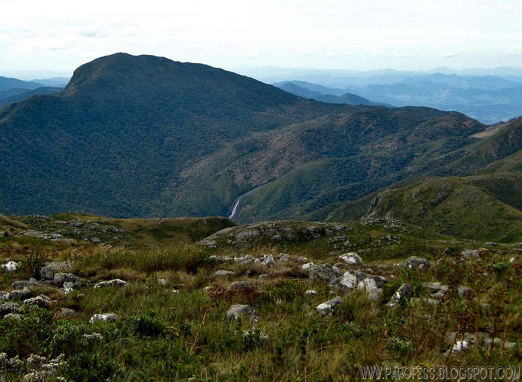 Summit view to Serra Negra Peak (2572m)