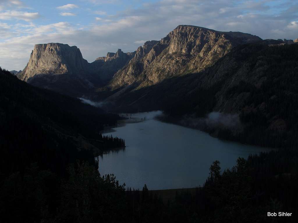 Squaretop Mountain, the Bottle, Tabletop, and Upper Green River Lake