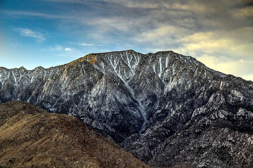 San Jacinto Peak 10,834'