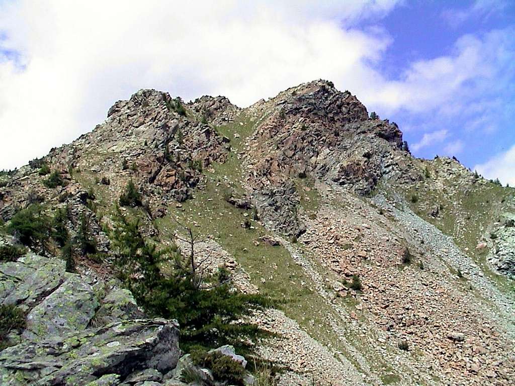 CURT XI° Peaks were desolate and abandoned by God and men