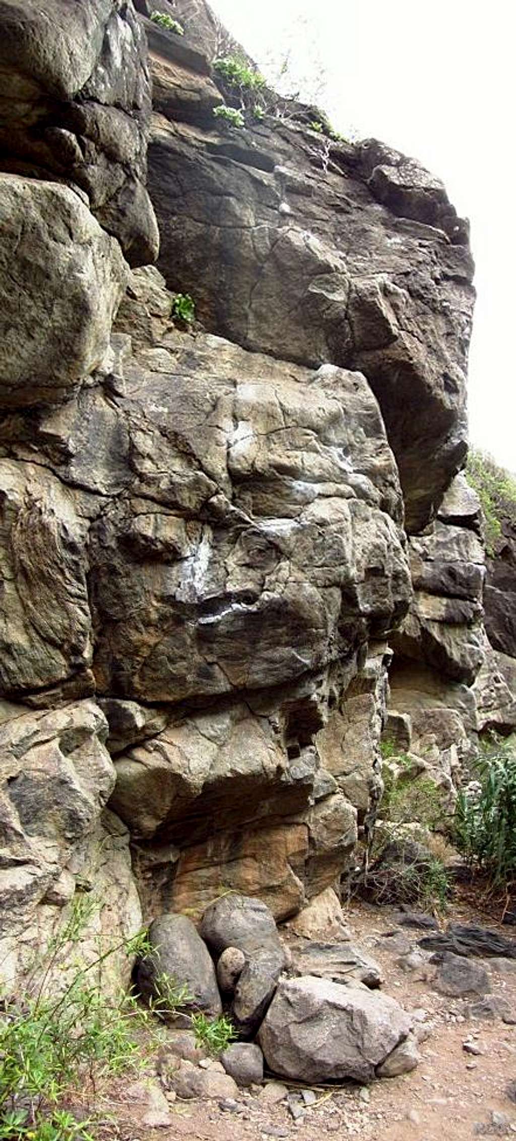 Rock walls at Barranco de Moya