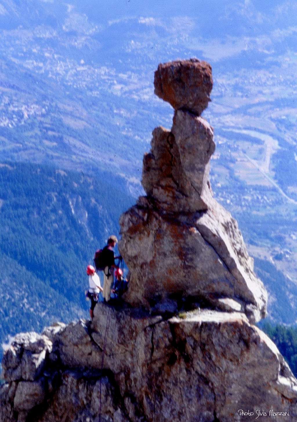 The mushroom at the top of the first tong, Tenailles de Mombrison