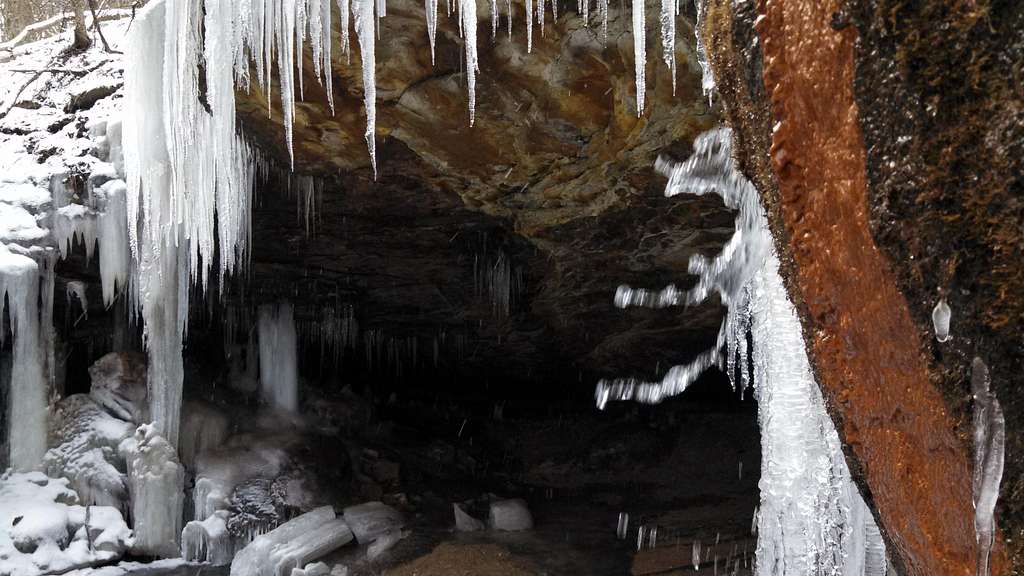 cave behind to the left of the springs