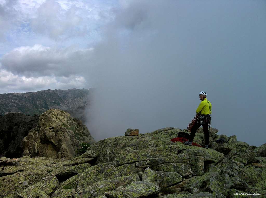 Wall of clouds on Punta di l'Acellu