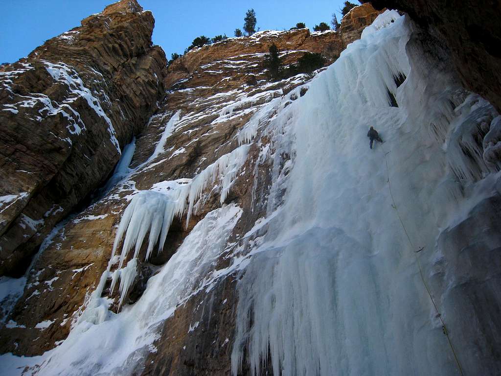 Glen leading pitch 1