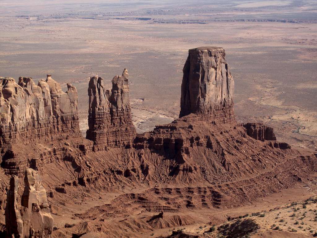 The Rabbit and the Bear(left) and Shangri La(the large tower to the right), crazy vertical sandtone spires in Monument Valley, Northern Arizona
