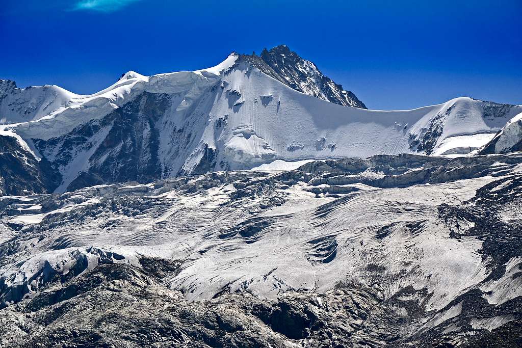 Zinalrothorn and Glacier de Moming