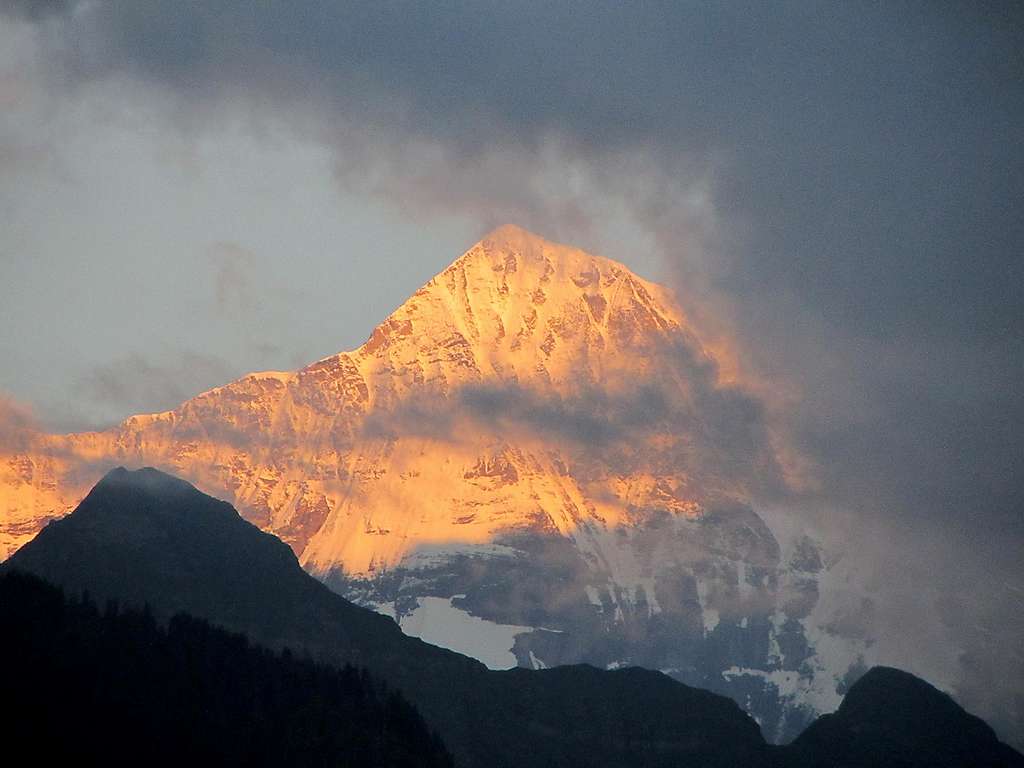 Alpenglow on the Mönch