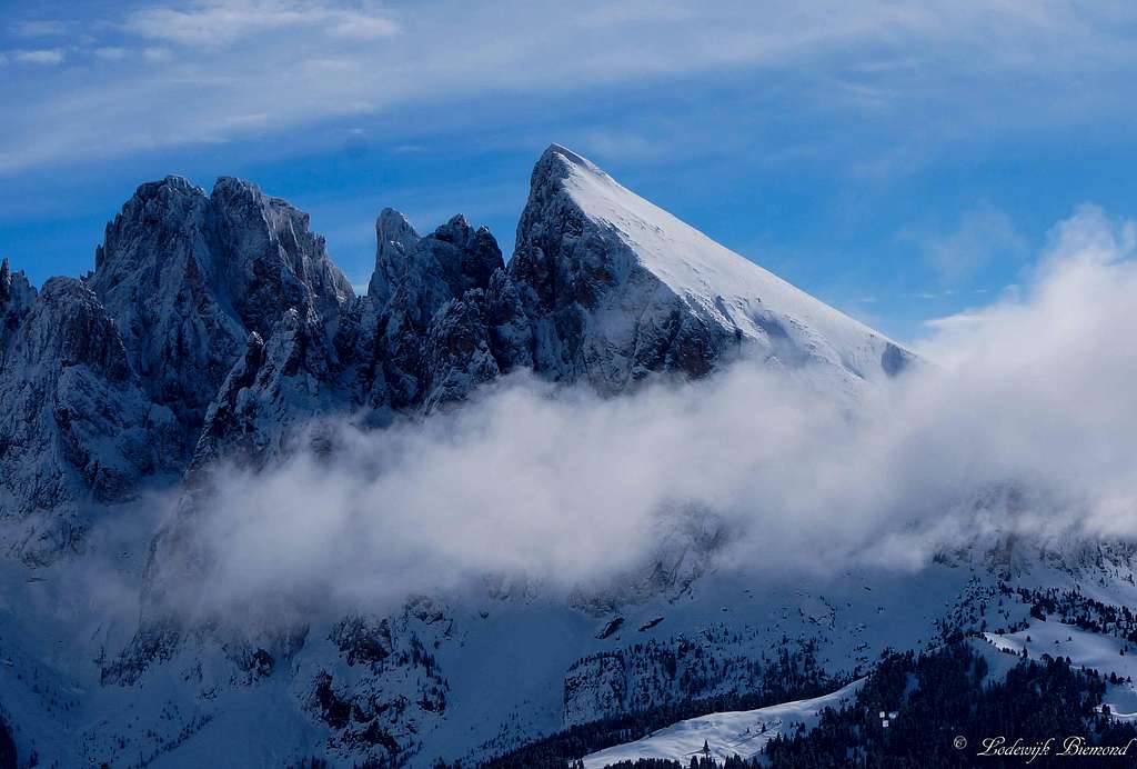 Sassopiatto as seen from Alpe di Siusi