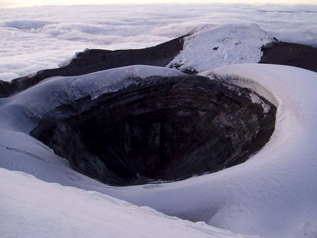 Cotopaxi's crater on Jan 28th...