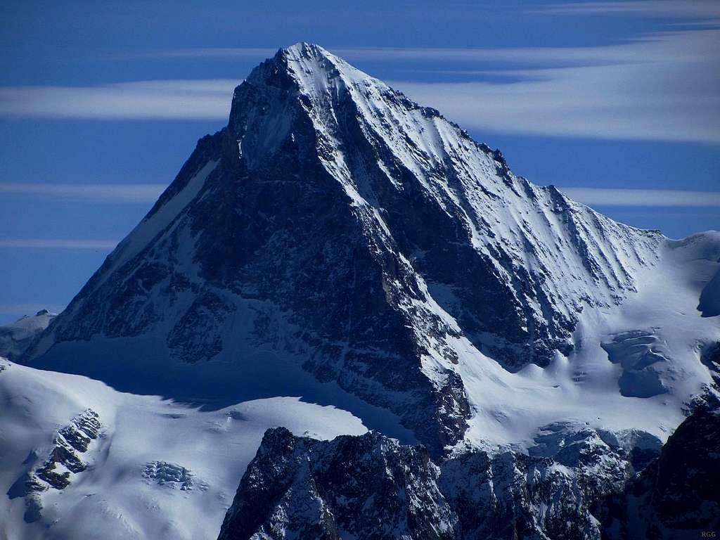 Zooming in on Dent Blanche (4357m) from high on Pointe de Vouasson