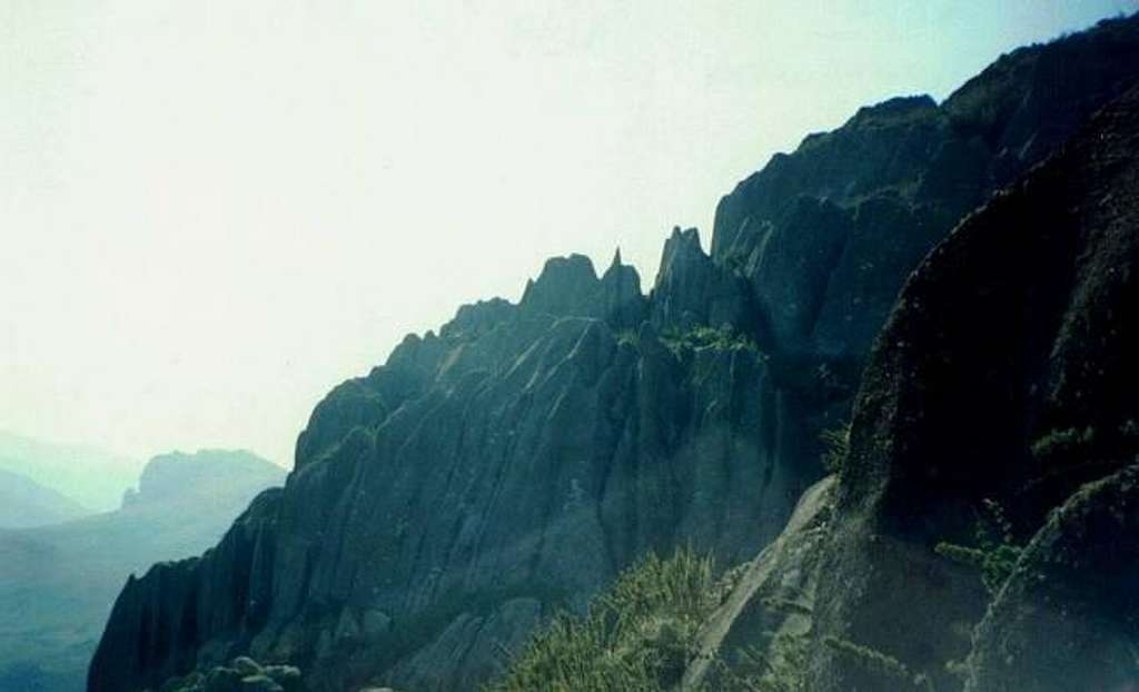 The needles of Agulhas Negras...