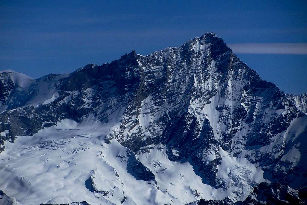 Zooming in on Weisshorn (4506m)