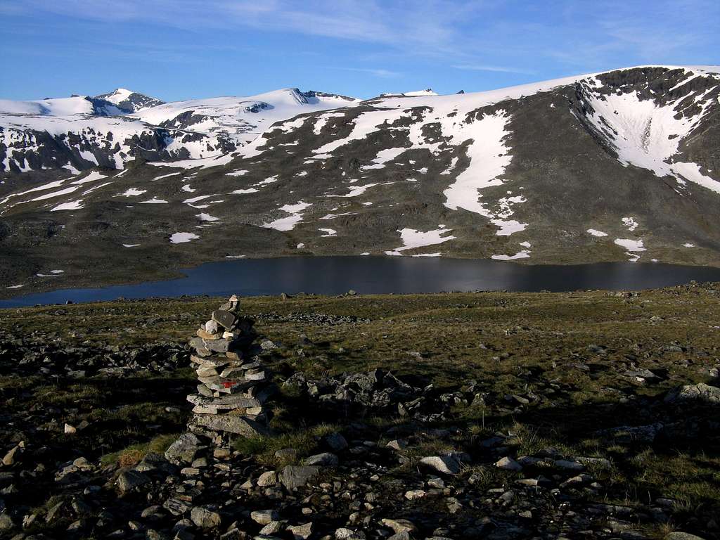 Nedre  Steinbuvatnet, near Glitterheim