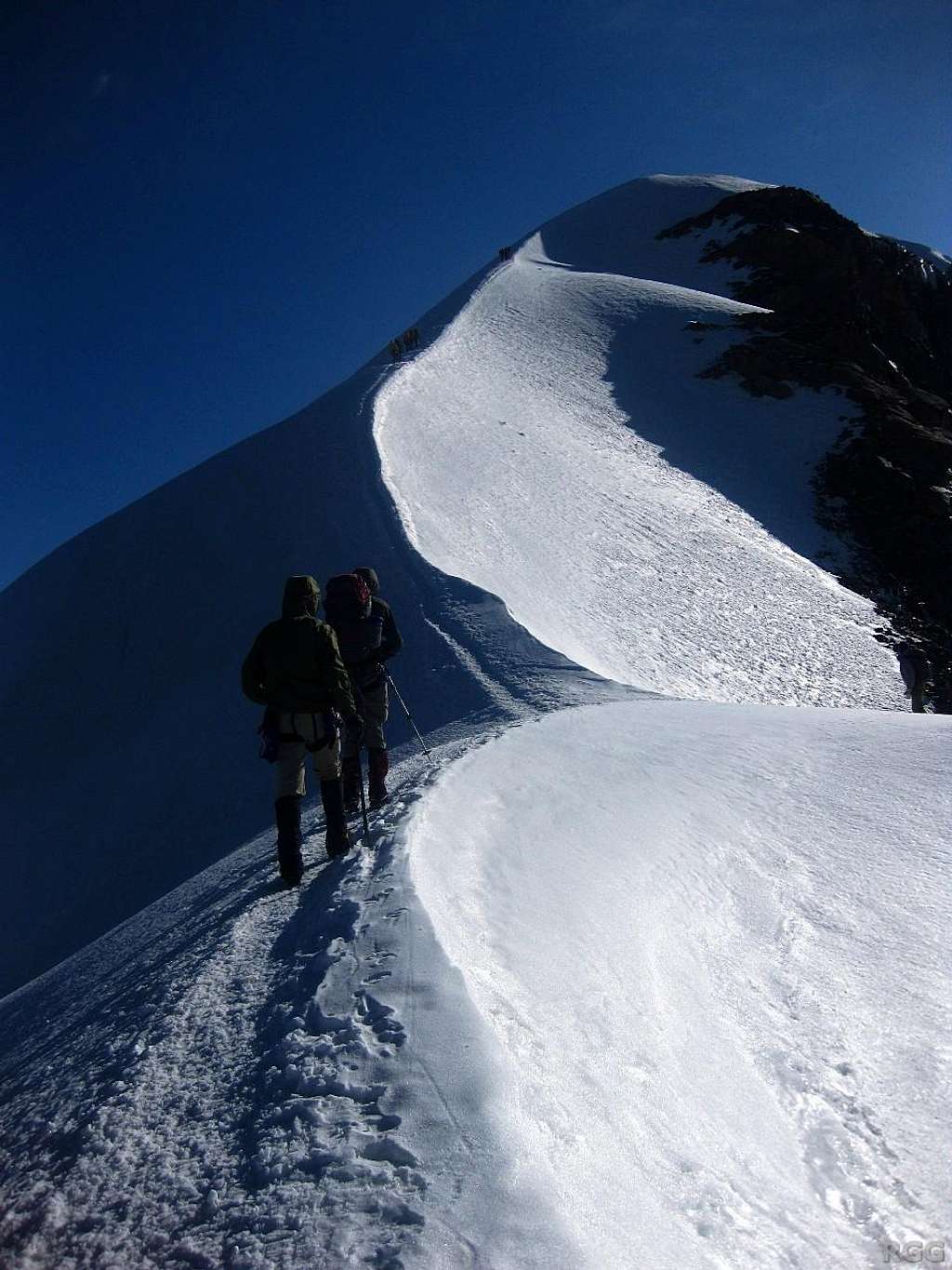 Heading out on the Pollux summit ridge