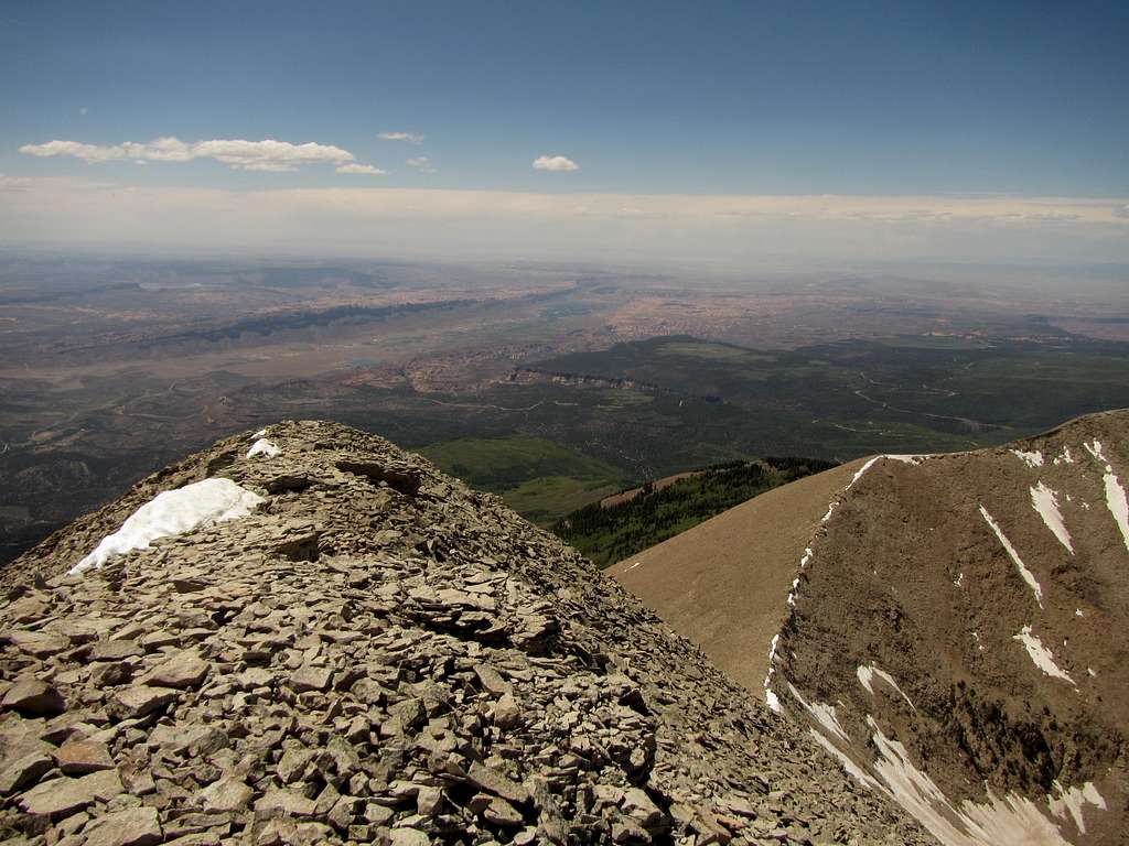 view from summit Mt Tukuhnikivatz