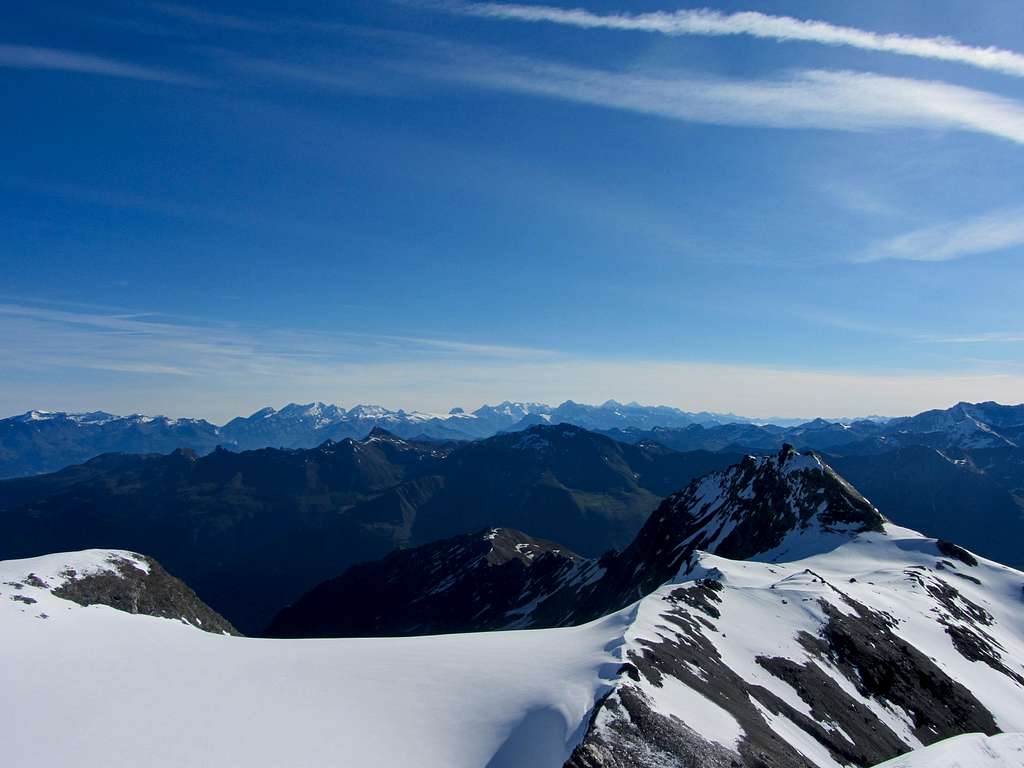 Mont de l'Etoile and the Berner Alps
