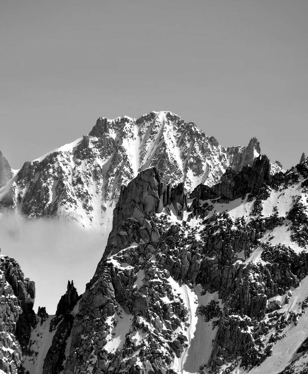 B&W Mountain Photo