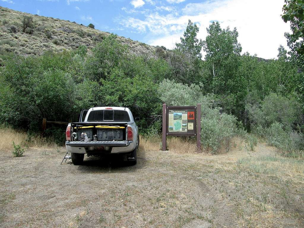 Washington Creek trailhead