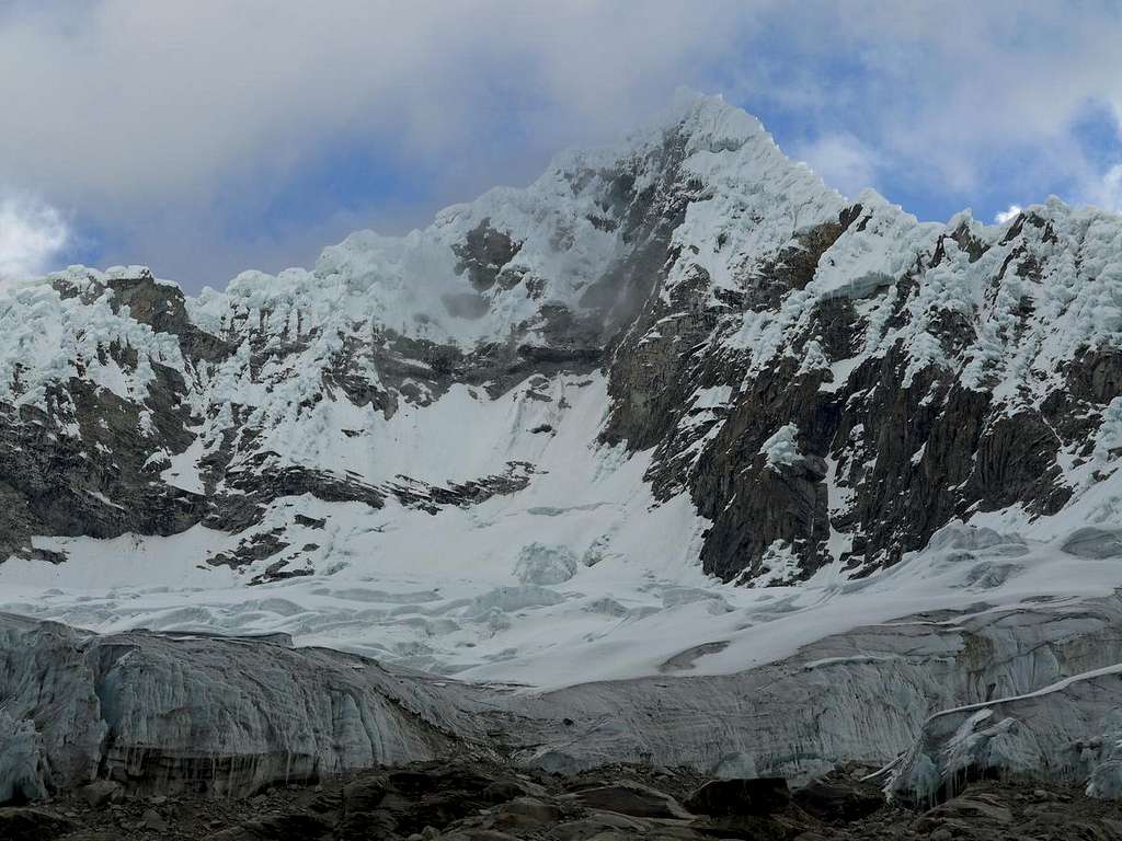 Quitaraju's Southeast Face