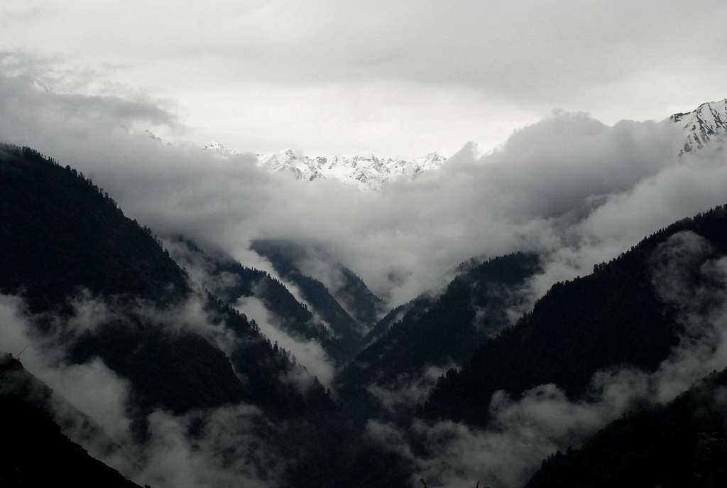 Tirthan Valley all clouded up...
