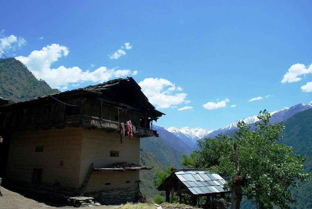 Naahin Village