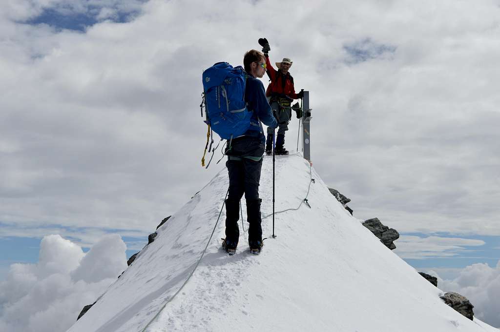 Strahlhorn summit 4190m