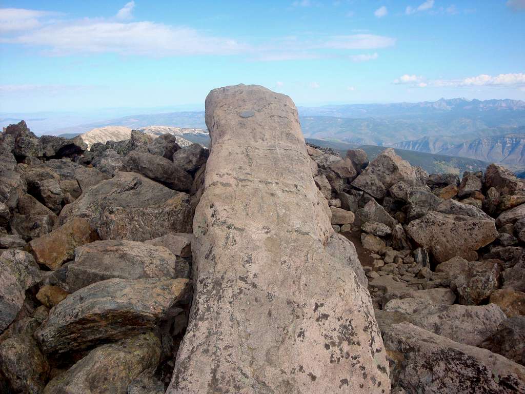 Summit boulder