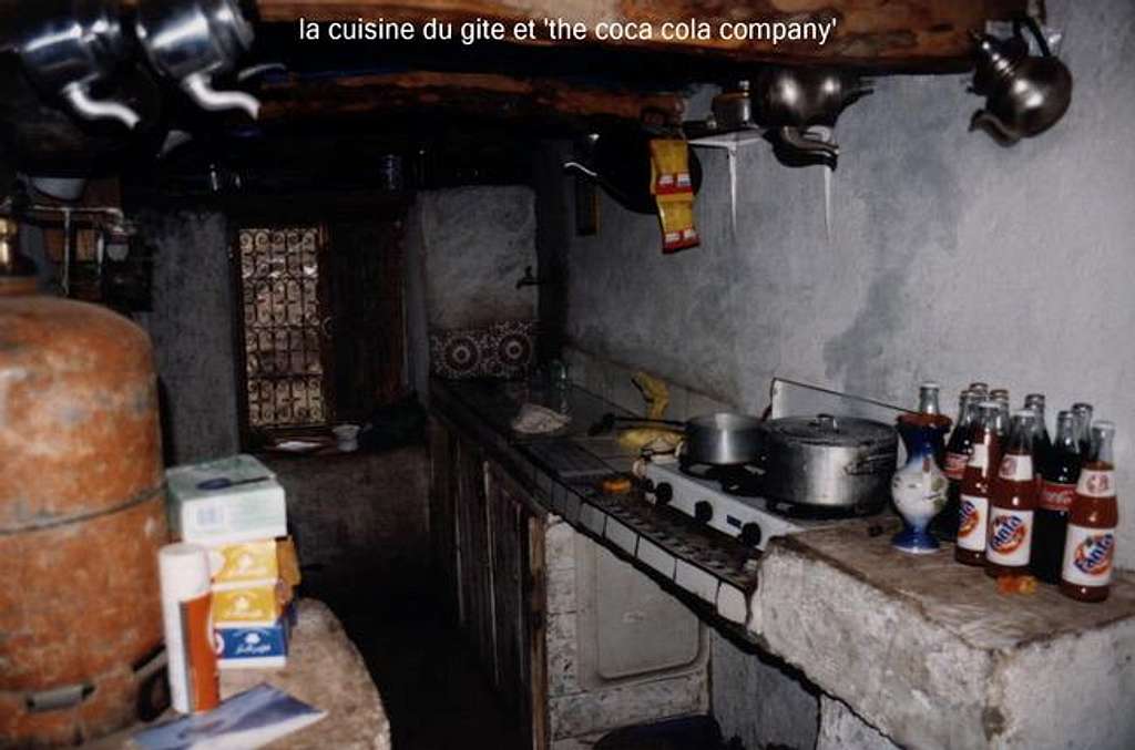 Day 2 : the cook room, feb 99