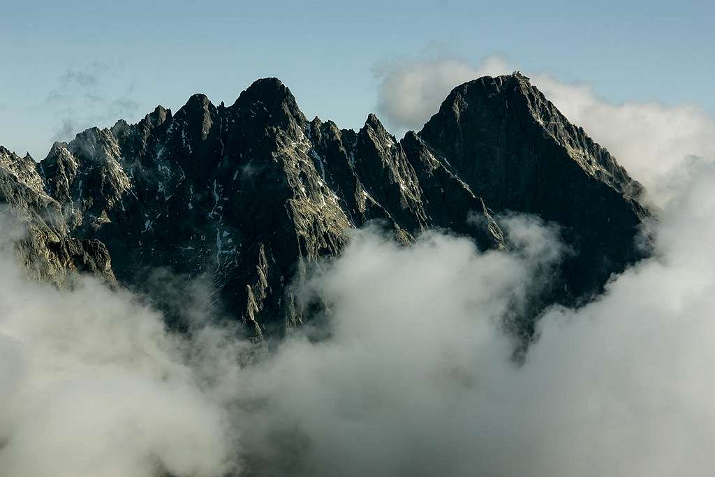 Mt.Pysny Stit and Mt.Lomnica