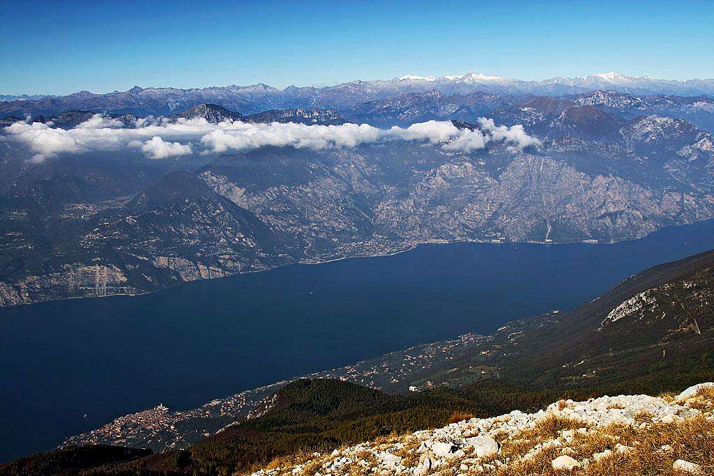 Garda lake from Cima delle Pozzette