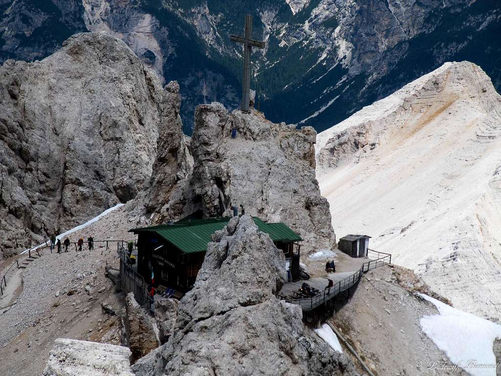 Forcella staunies and Rifufio Lorenzi