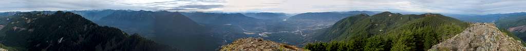 Mount Teneriffe summit pano