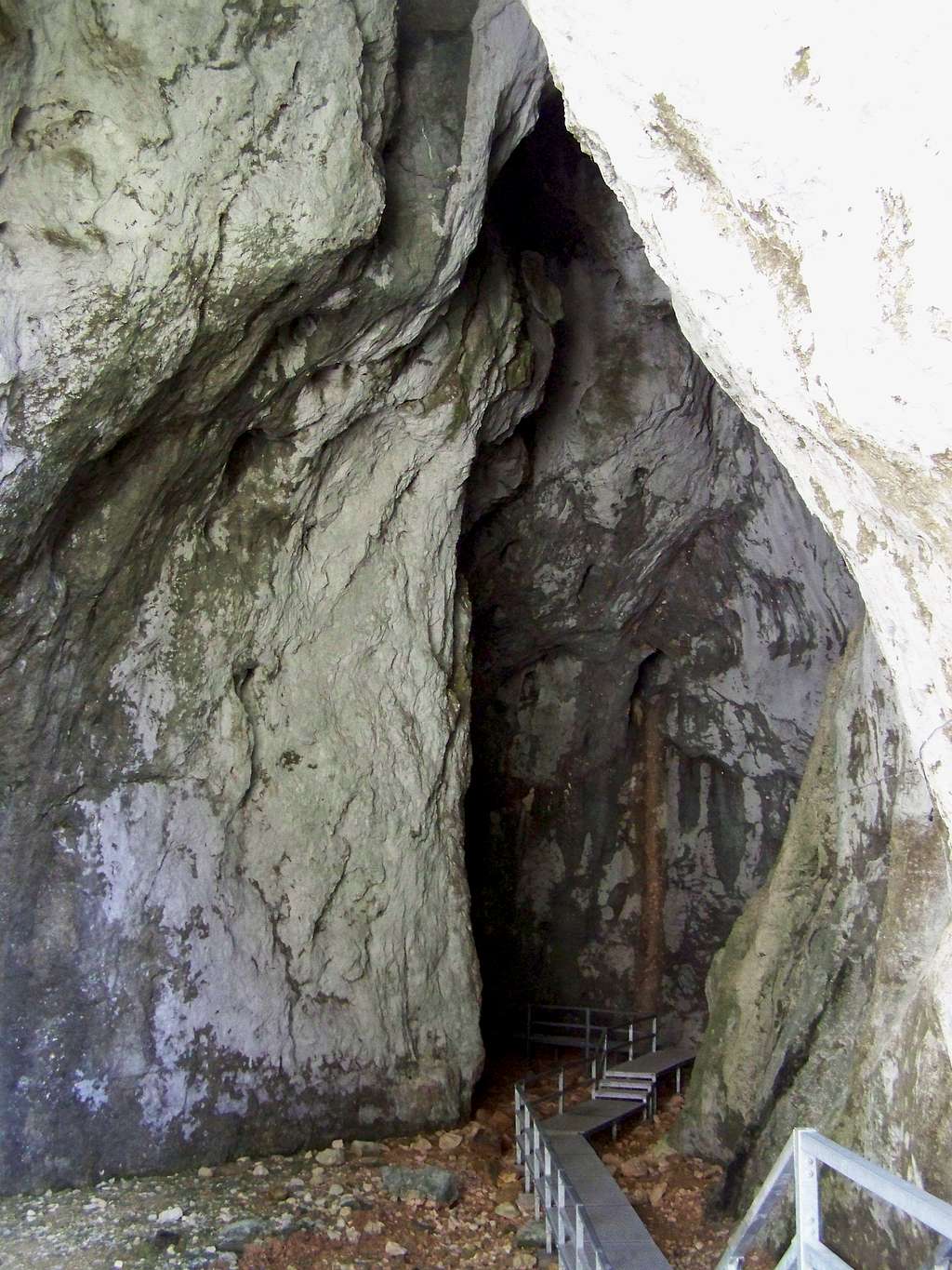 The entrance of the cave Poarta Lui Ionel