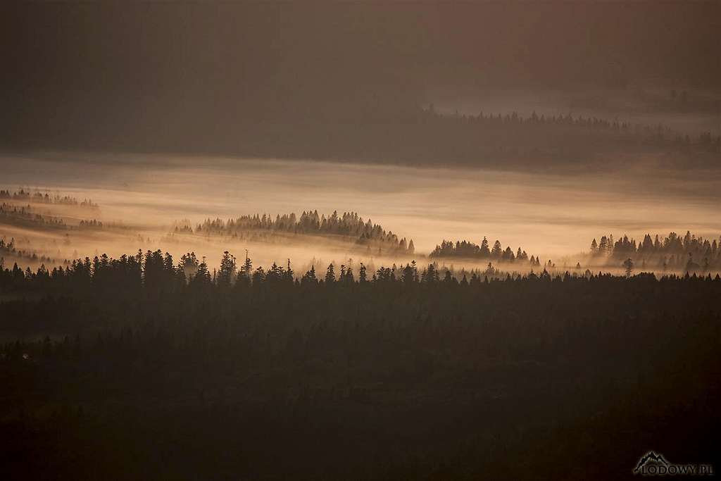 Upper San valley at dawn