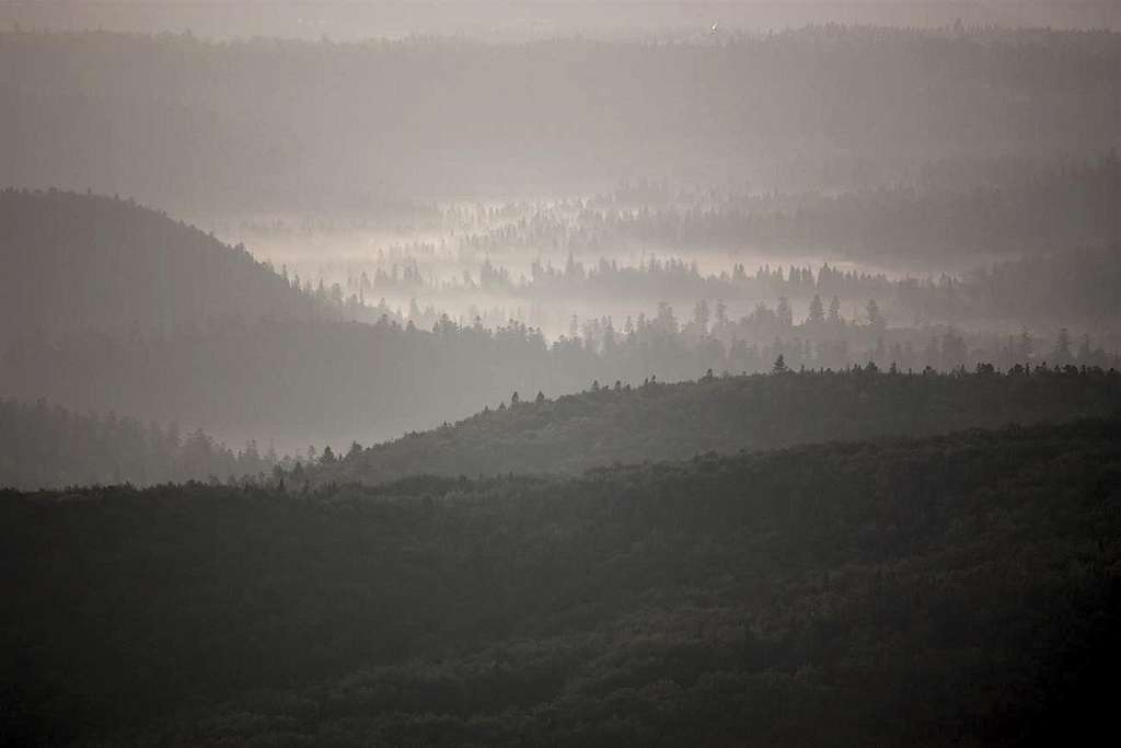 San valley in morning mist