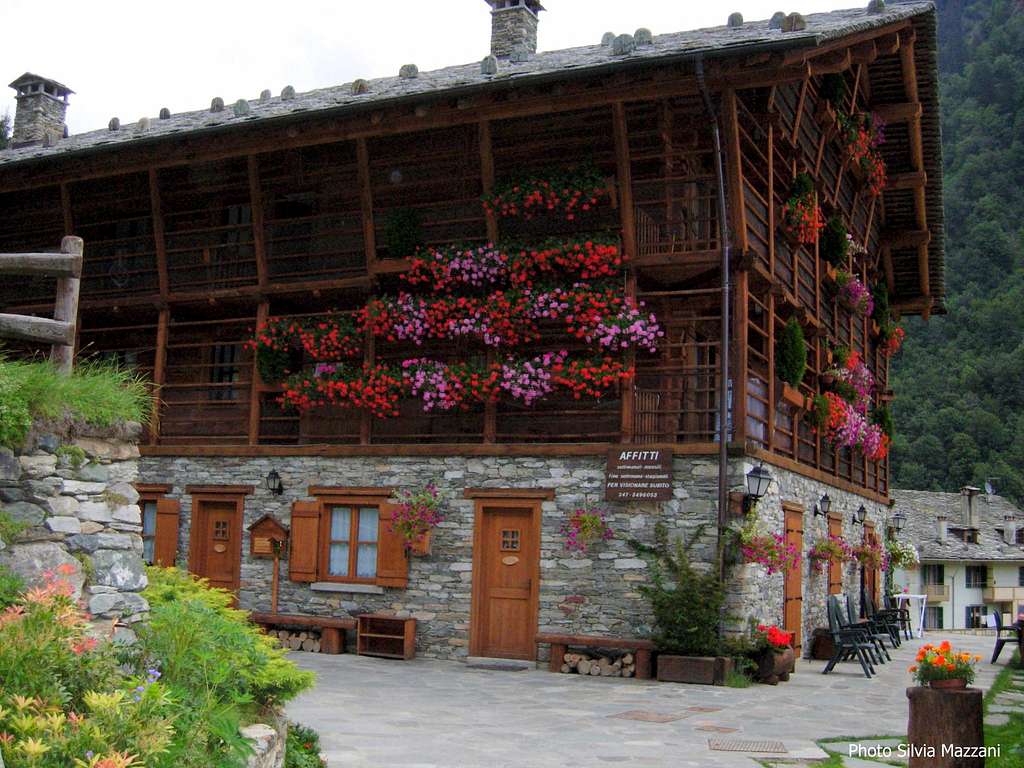 Garden-house in Alagna Valsesia