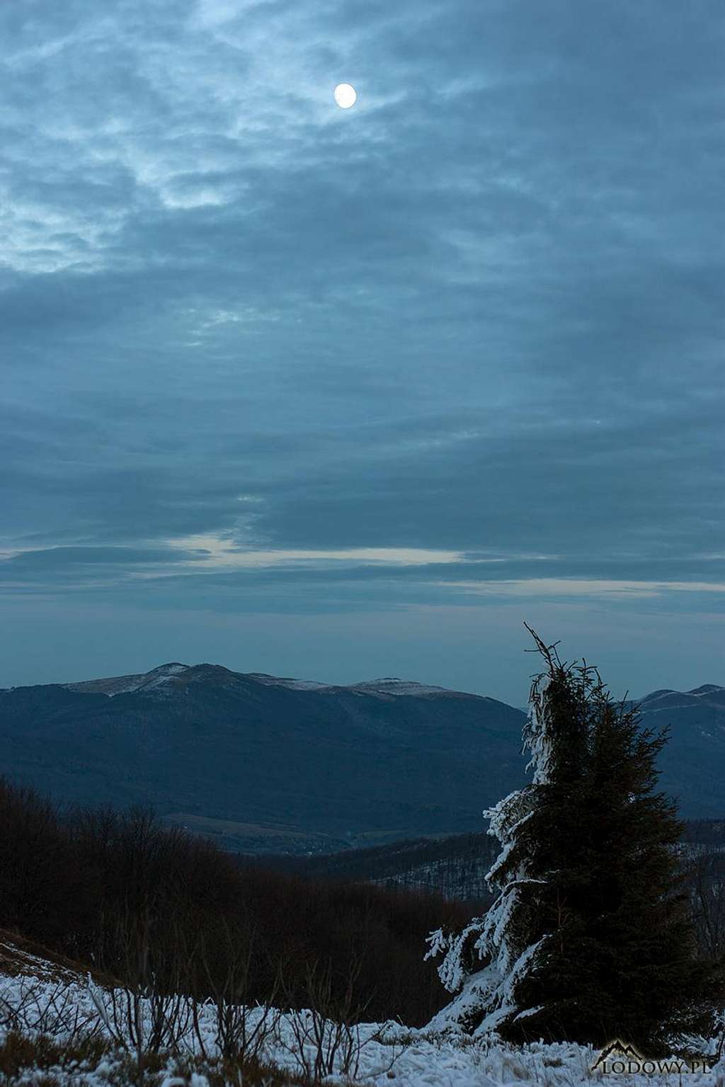 December evening in Bieszczady mountains