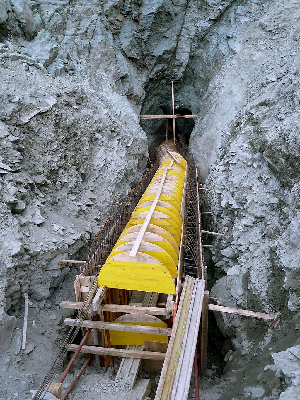 Modernizing the oldest tunnel in the Alps