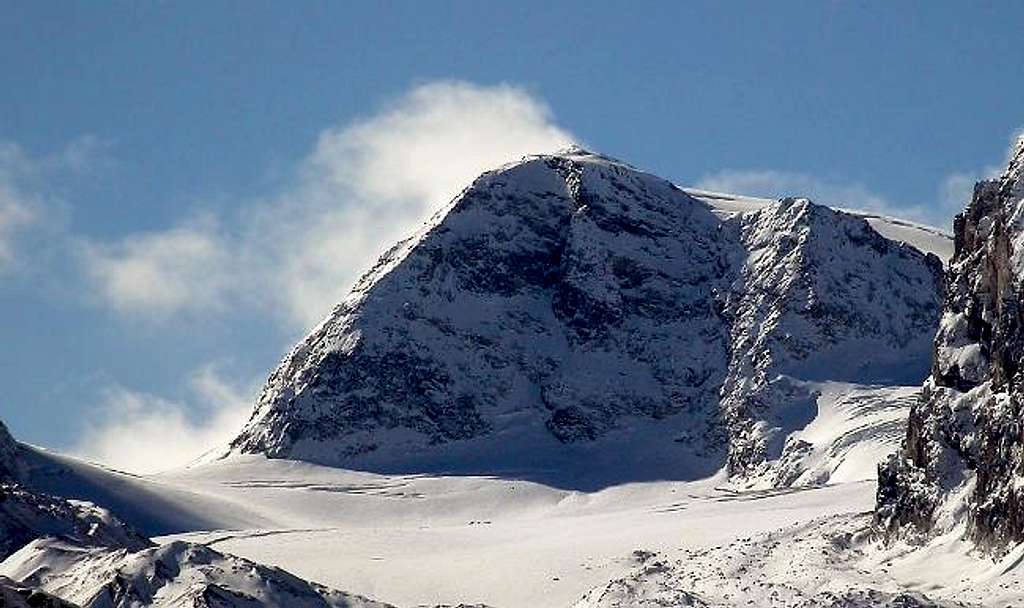 La punta Calabre (3445 m.) e...