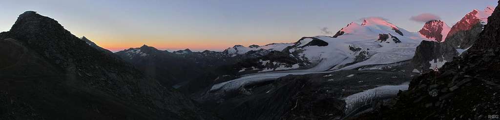 Pre-dawn panorama of the Swiss Alps from the Britanniahütte