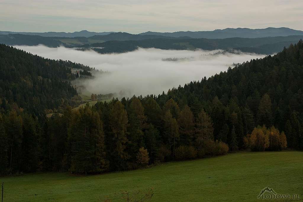 Spisske Hanusovce in morning mist