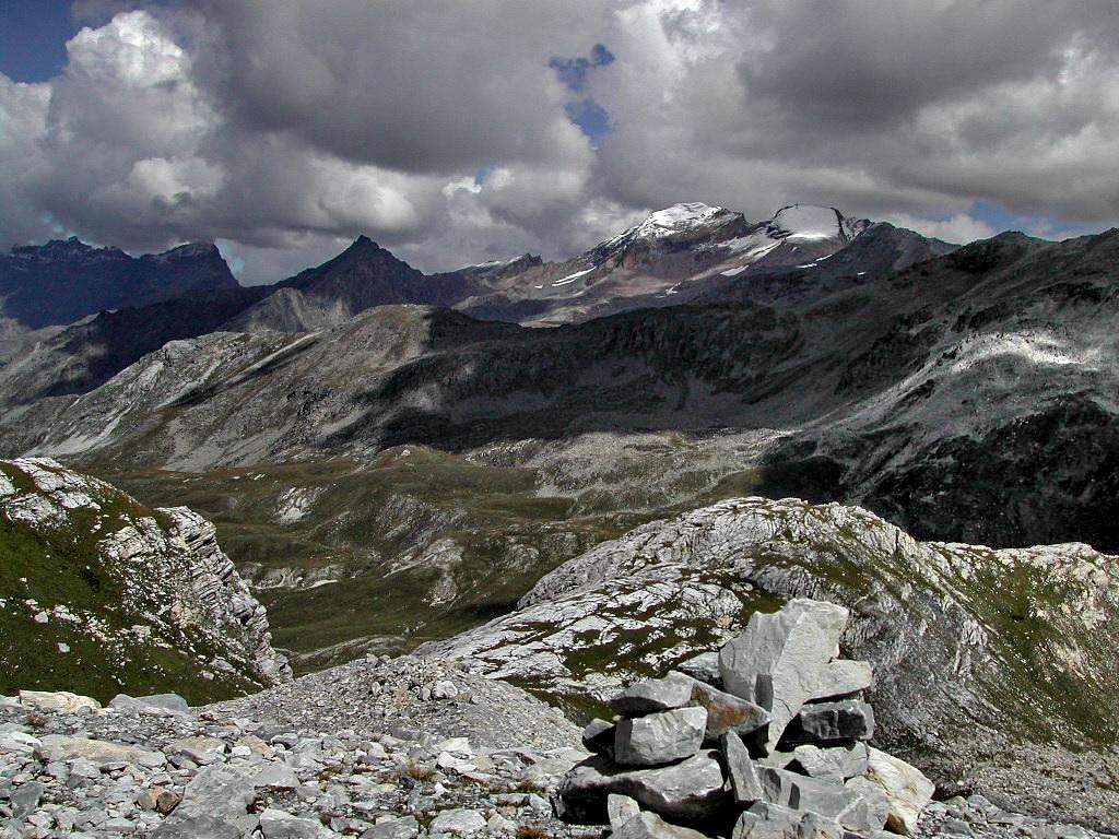 Gran Paradiso GROUP: view of the watershed Val di Rhêmes-Valsavarenche