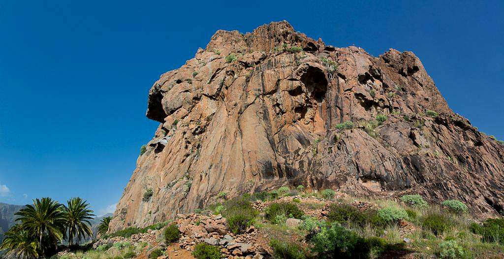Rock face above Barranco Juan de Vera