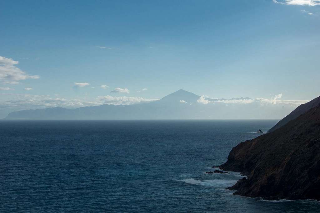 Tenerife seen from Punta de la Sepultura
